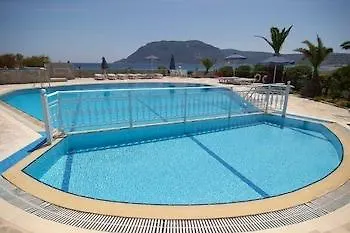 Ionikos 2*