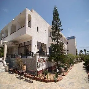 Ionikos Hotell 2*